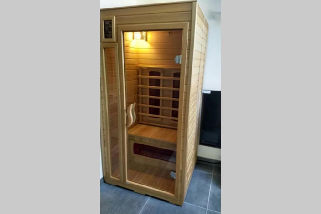 The Mountain Loft Klinovec - With Infrasauna ヤーヒモフ エクステリア 写真
